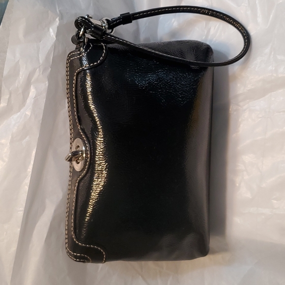 Coach Wristlet - Picture 7 of 14